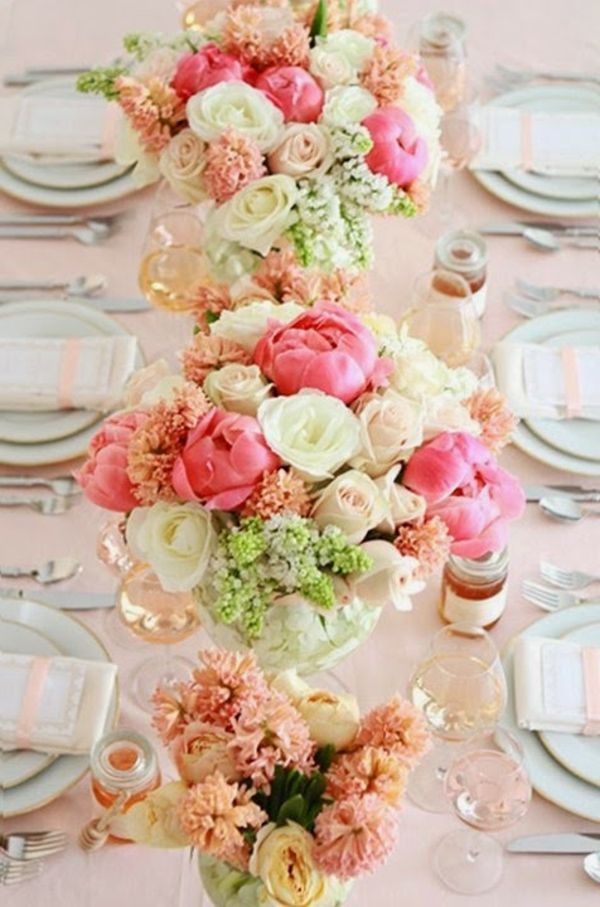 trandafiri roz-Kreme-bej-struț nunta