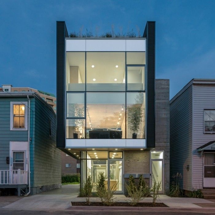 modern-facciate-a-accogliente-casa-con-un-moderno-facciata