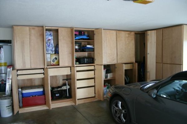 moderné garáž, drevené skrinky