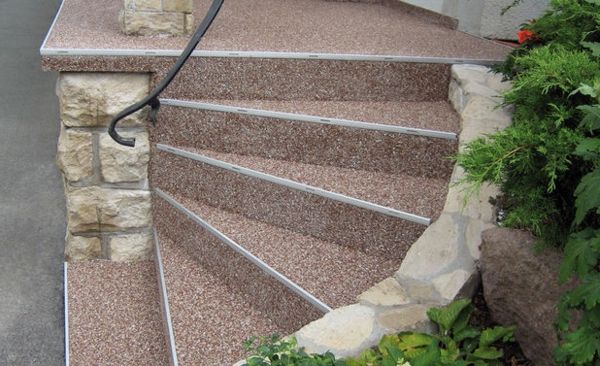 moderno-lepa-stopnice-za-vrt-design-navojna zasnova