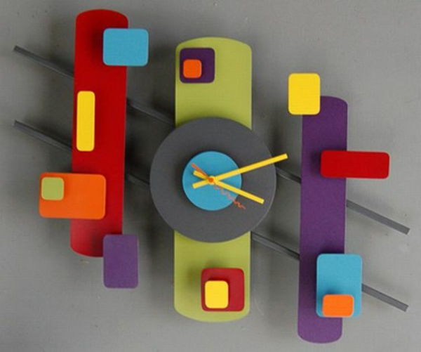 moderne-wandklokken-koop-kleurrijke-kleuren-figuren in verschillende kleuren