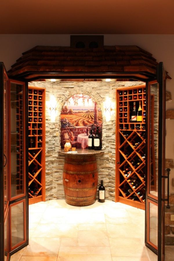 moderný tehlový stojan na víno - luxusná izba