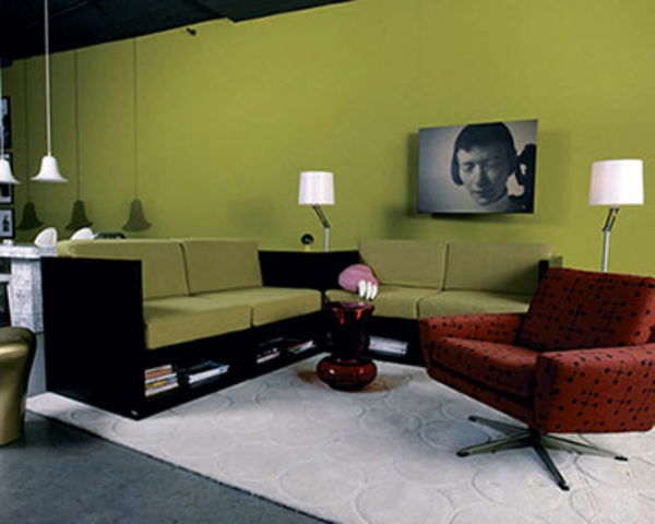 Modern yatak odalı-ile-duvara renkli zeytin yeşili-gestalten- köşe kanepe