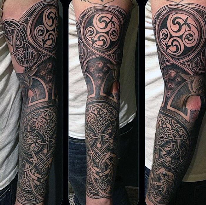 tatuaggio nordico con molti elementi, maniche per tatuaggi, maniche
