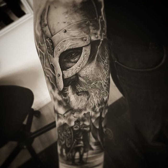 tatuaggio dell'avambraccio, viking, casco, tatuaggio da combattente