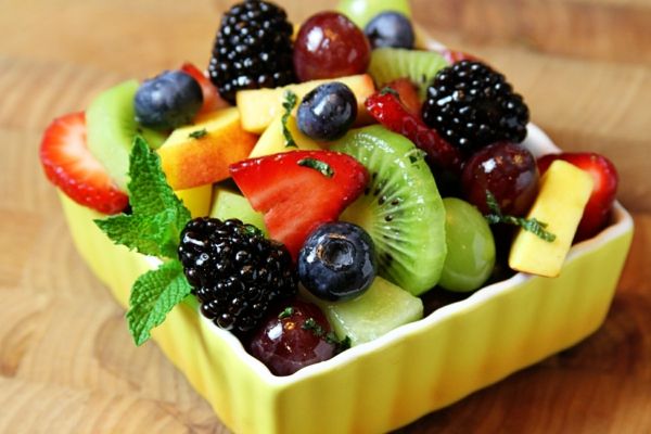 ovocný šalát-recept-ovocný šalát ovocný šalát, dressing-Obstsalat kalórií-pra-design