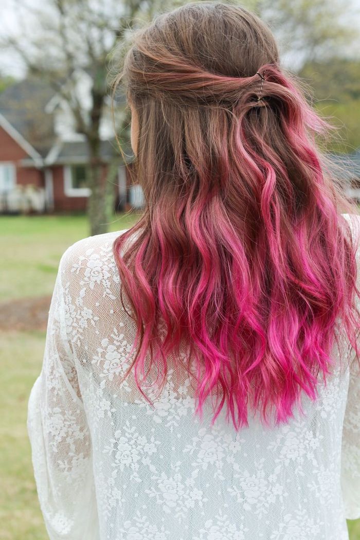 farbowanie włosów ombre look women brown hair with pink tips świetny design