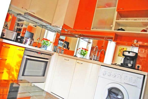 orange-kök-vägg färg-intressant-look