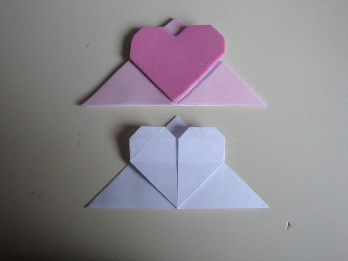 origami-hjerte-to-modeller-bokmerker-gjør det selv-
