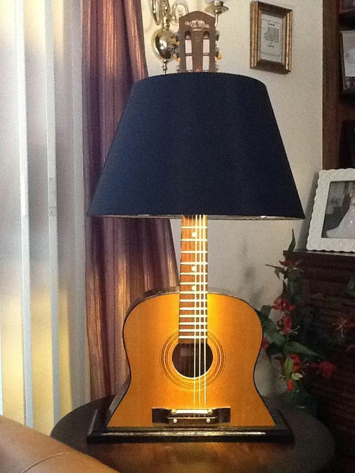 ursprungliga inredningen idé sänglampa ut akustisk gitarr