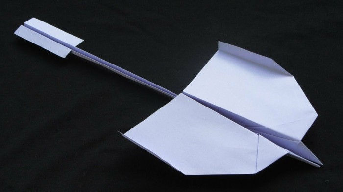 Papier-making rimpel-creatieve model-vliegtuig-zelf