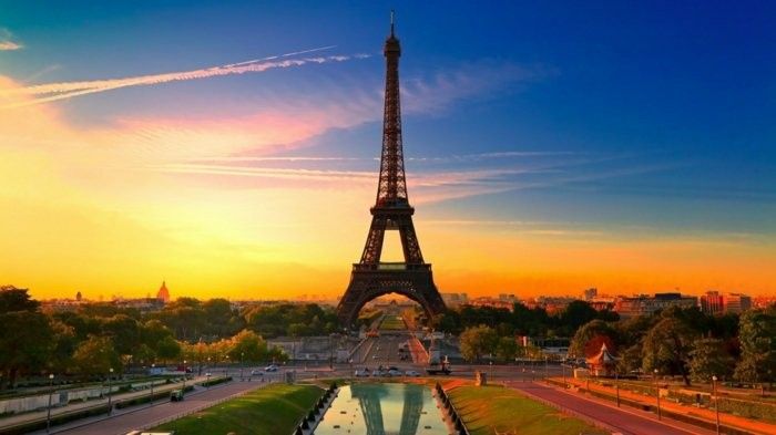 Paris-the-Eiffelova veža-slávne atrakcie in Europe