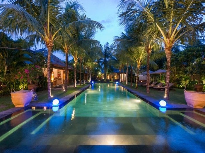 pool-osvetlenie LED osvetlenie-the-pool-ozdobiť s-