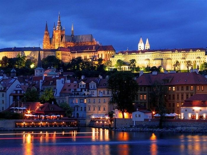 Praha-Slovensko-mestskej výlety-EUROPE-populárnej-destináciou-Europa
