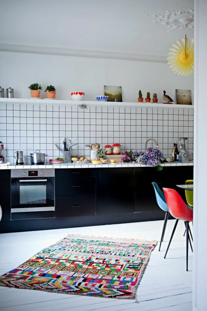 erdvinė virtuvė-Country stiliaus nedidelio derliaus kilimas spalvingas modelis