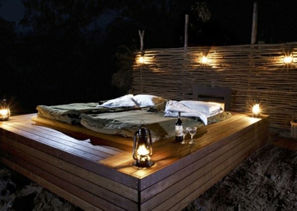 romantické posteľ dizajn vonkajšie krásne osvetlenie