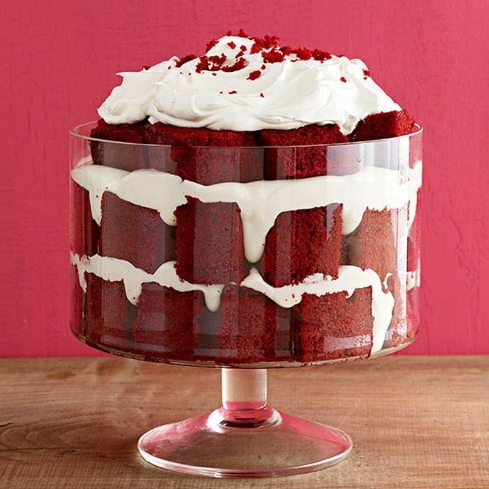 rdeči žamet torta - strjenka sladica z rdečo žamet torta - na-a-lepo-stekla Fine-design-