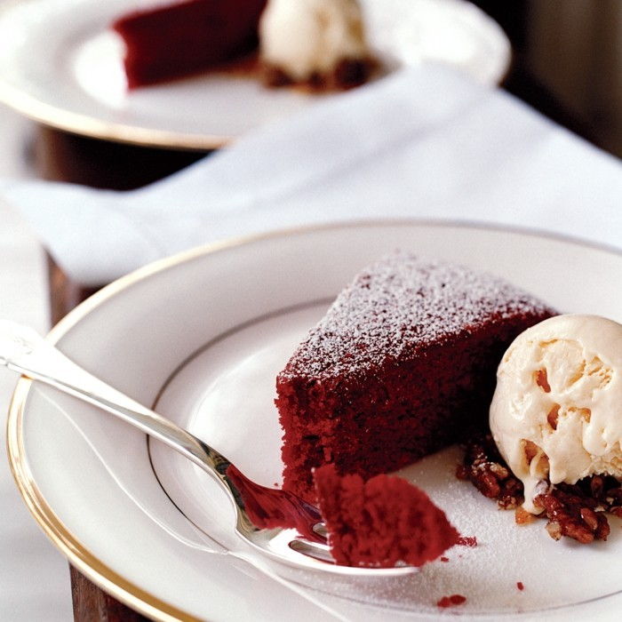 rdeče-žamet torta Rdeče-sladice-ideje-ice orehi-okusno-sladice-pripovedovalec-belo-loeffel-ideja-cake-pečenje