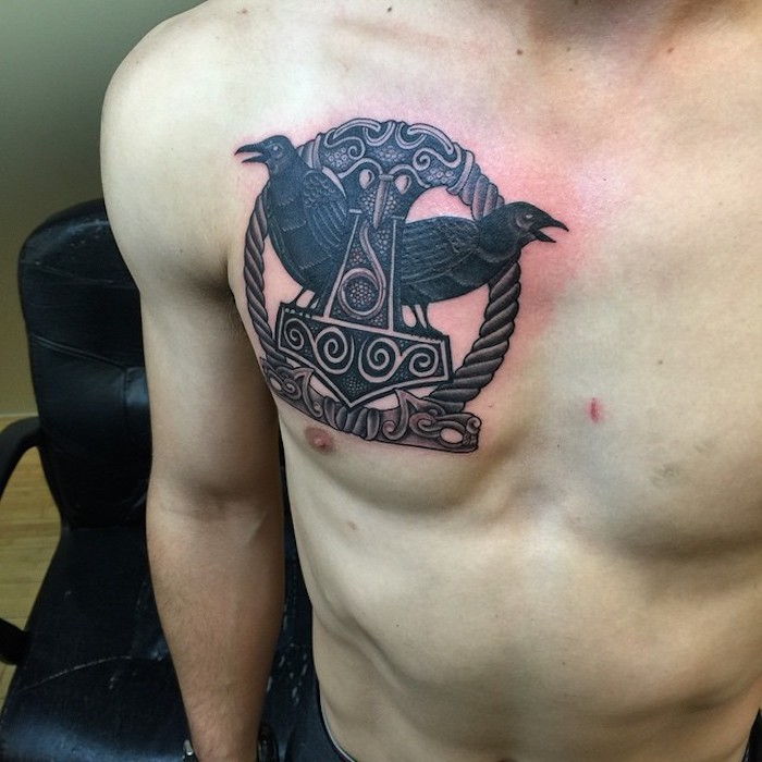 tatuaggio runa in nero e grigio, uccello, corda, cerchio