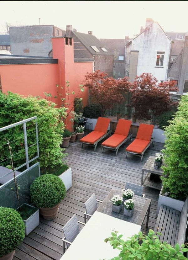 güzel-çatı teras-set yeşil bitki-on-the-çatı teras-döşeme ahşap