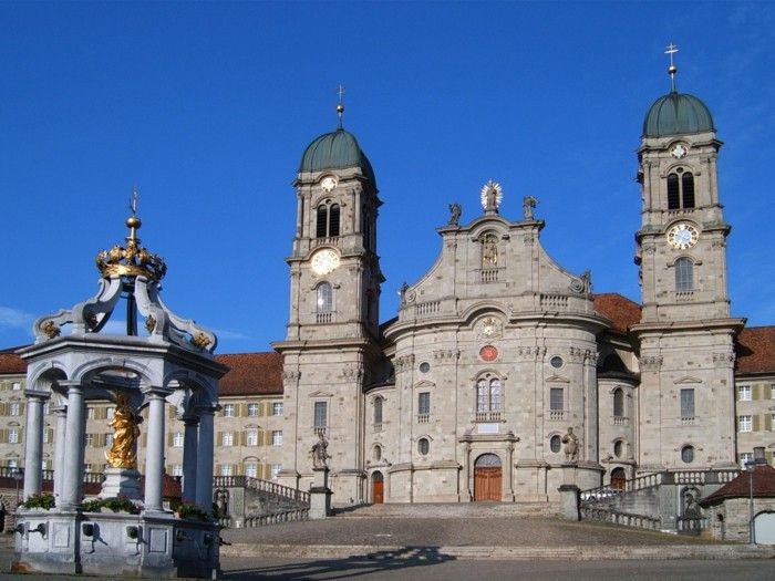 bella foto-monastero architettura Einsiedeln-Schwitzer country-barocco