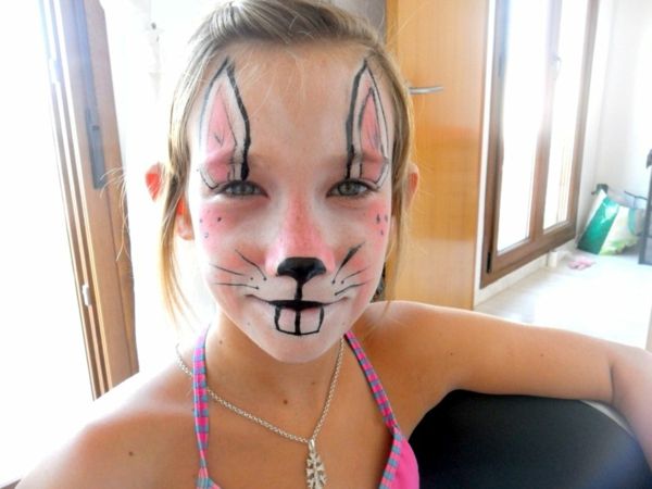 make-up-carnaval-meisje-heel schattig uiterlijk