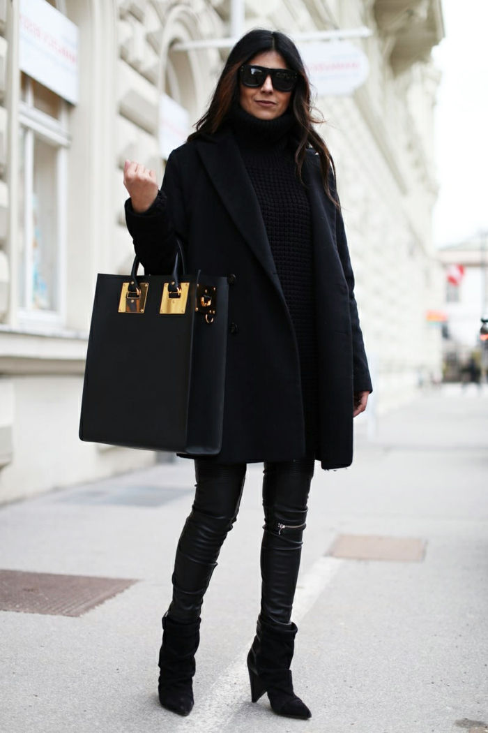 čierny kabát a mango kožené nohavice elegantná taška