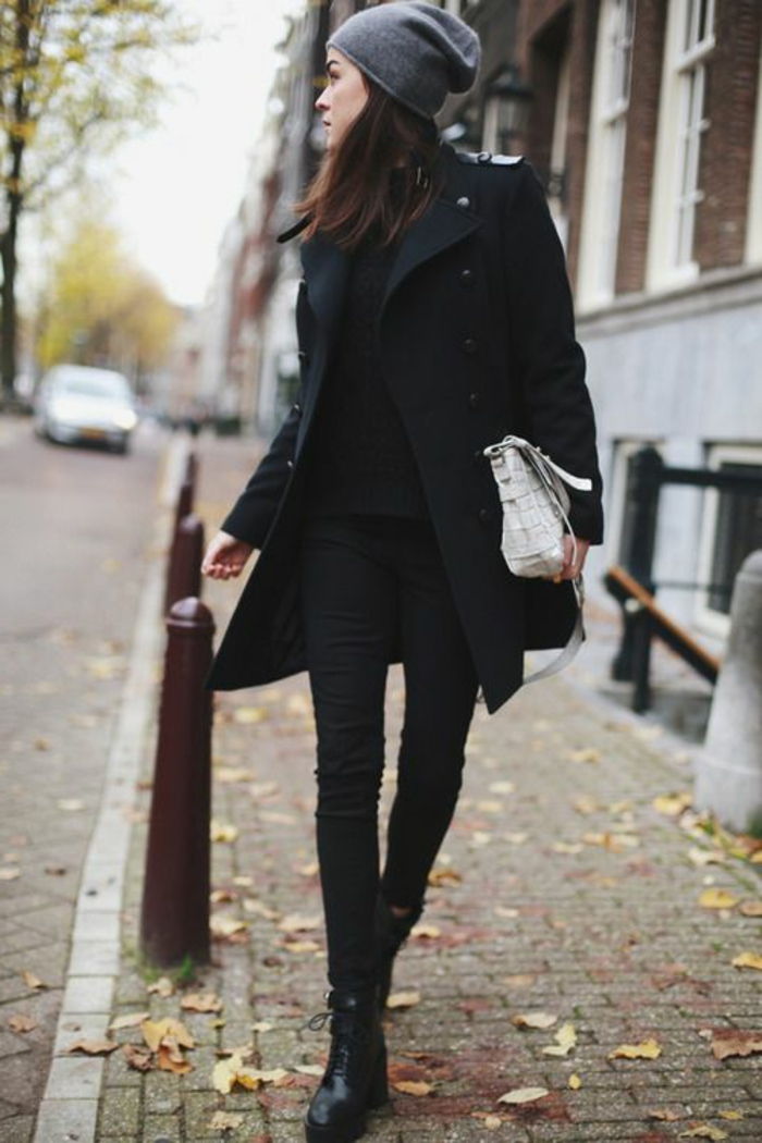 čiernom oblečení zimný kabát dámy