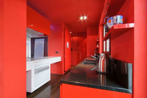 mycket-intressant-röd-kök-vägg färg