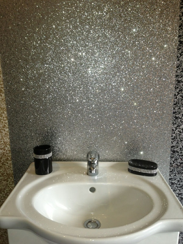 gümüş renkli duvar ilginç-banyo