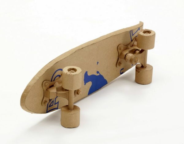 skateboard-eficiente-design-din-carton-efecte-idei-carton-crafting cu carton
