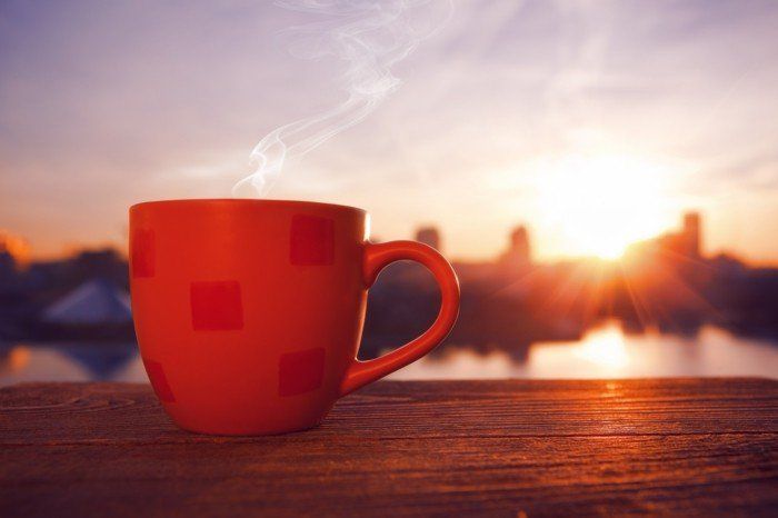 soloppgang-and-a-cup-kaffe-på-morgen