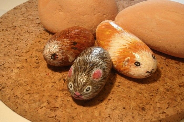 verf stone-paint-a mouse-on-stones-