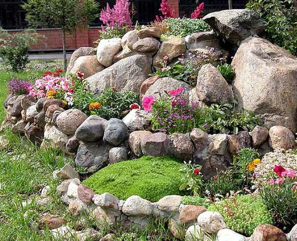 projeto do jardim com flores coloridas e muitas pedras