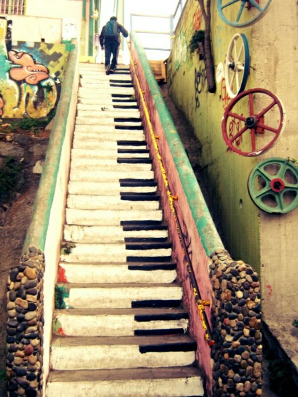 street style-piano-trappor-on-väg-