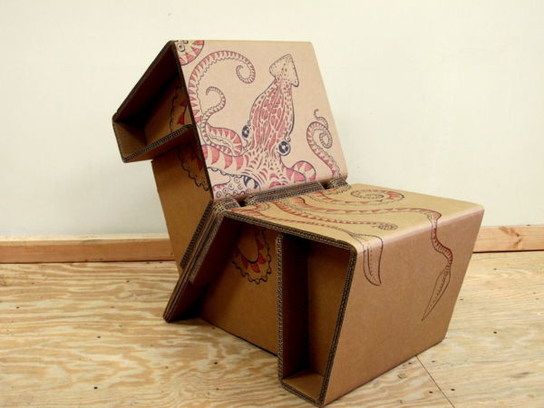 Stolička-of-lepenky-efektívne-nábytok-kartón-nábytek-