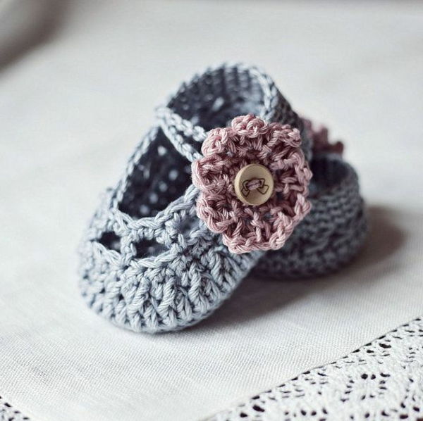 super-sweet-baby skor-med-blommor-Virka - vackra-idéer-virka-for-baby-virka-stor-design-häkeln-