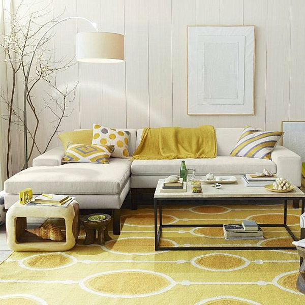 super gražus kilimas-in-geltonos-spalvos-balta-sienos