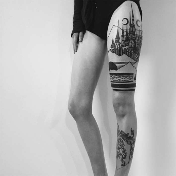 tatuagem na coxa, tatuagem de perna, torre, motivos femininos de tatuagem