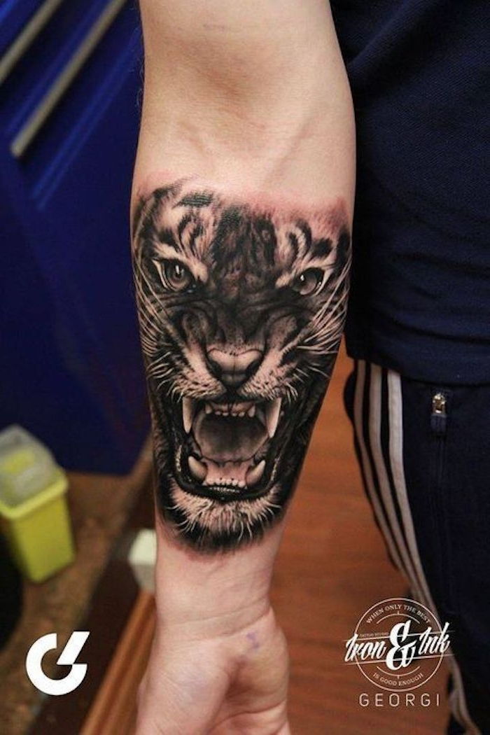 tatuagem de cabeça de tigre, tatuagens em preto e branco