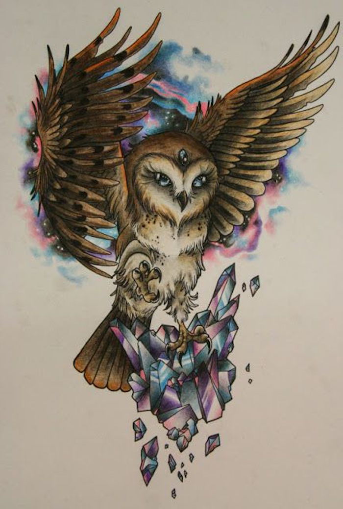 idé för en owltatuering med en flygande uggla med tre blåa ögon