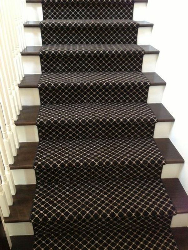 veľký koberec na schodoch Idea