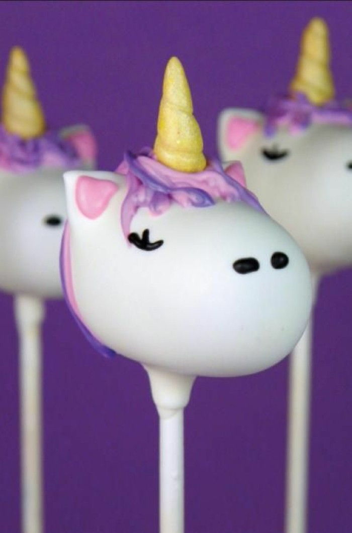 pita-na-18-rojstni dan Geburtstagstorten Unicorn Lollipop-pecivo-edinstvena zabava