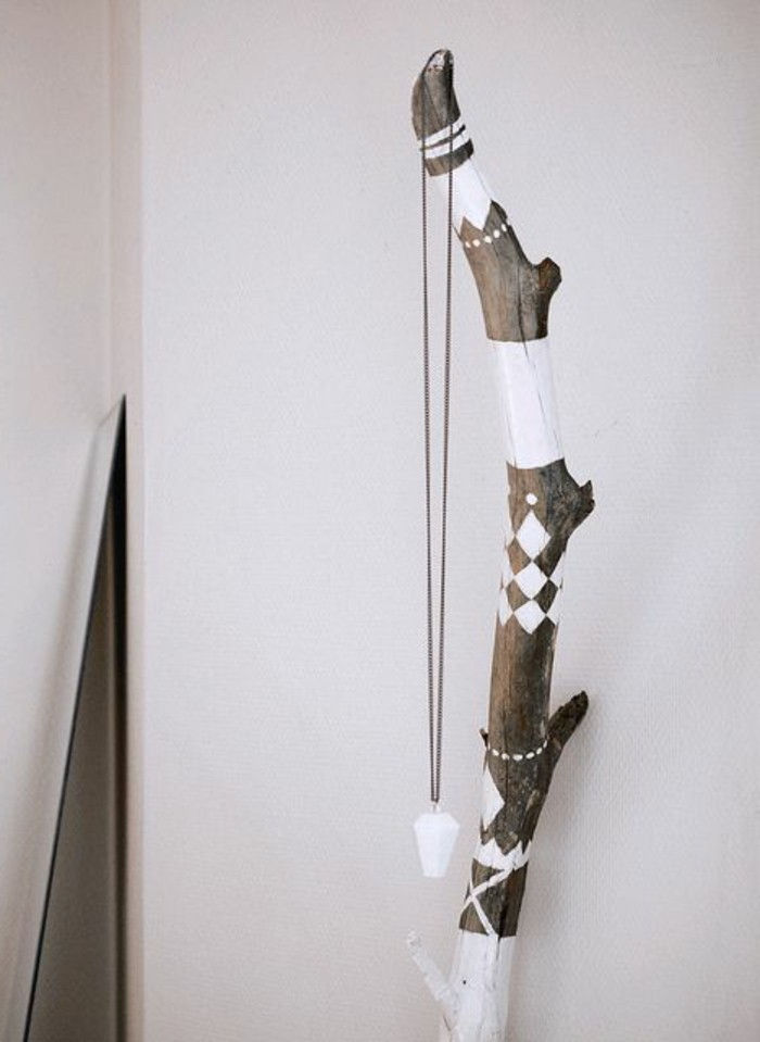 driftwood-deco-alb-wall-decor-cârlig-diy-alb-color-creative