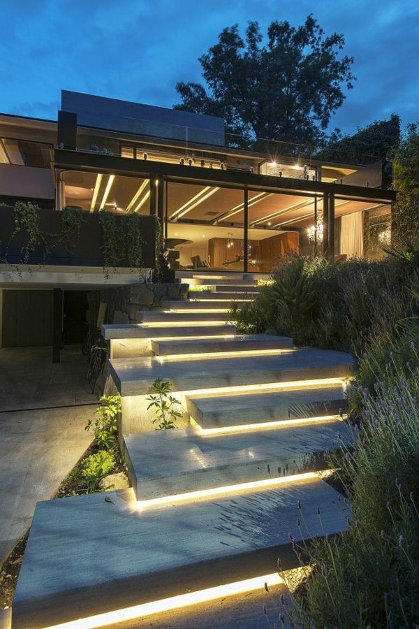 schodiskové osvetlenie, veľmi-moderný dom-vybav