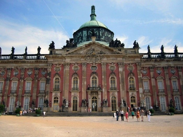Unico-architettura-barocco-New-Palais-Potsdam-Germania