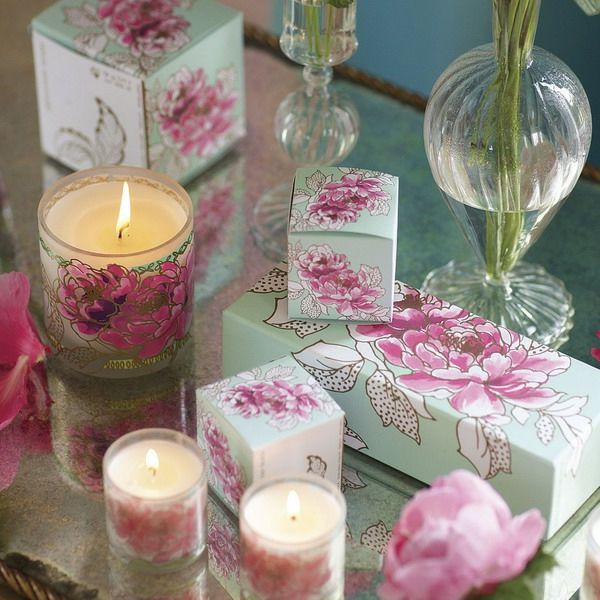 Airijos dekoro-su-žvakių-and-gėlės