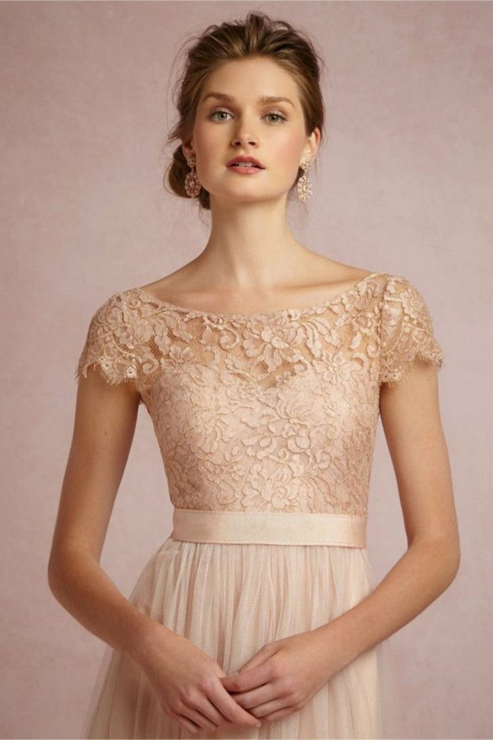 vintage brudklänning-in-pink-bow-med