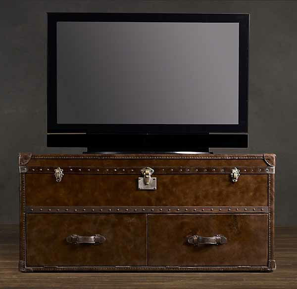 vintage-usnjeno pohištvo-miza za TV-zanimivo fotografijo