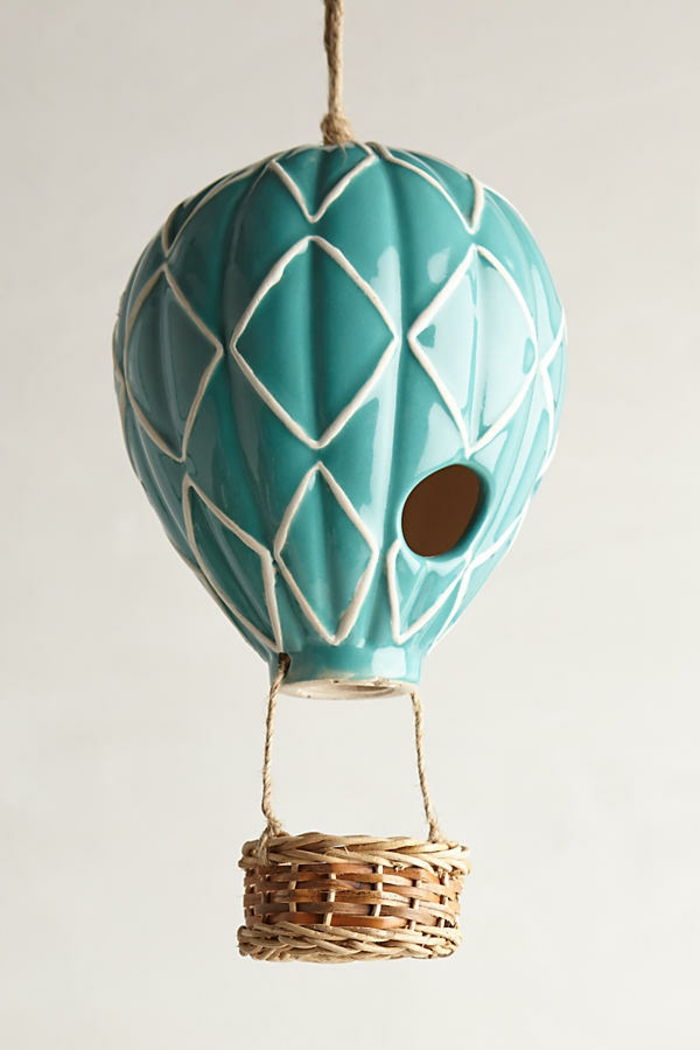 Ballong birdhouse, vakker dekorasjon for hagen din eller balkongen, lyseblå og hvit, keramisk